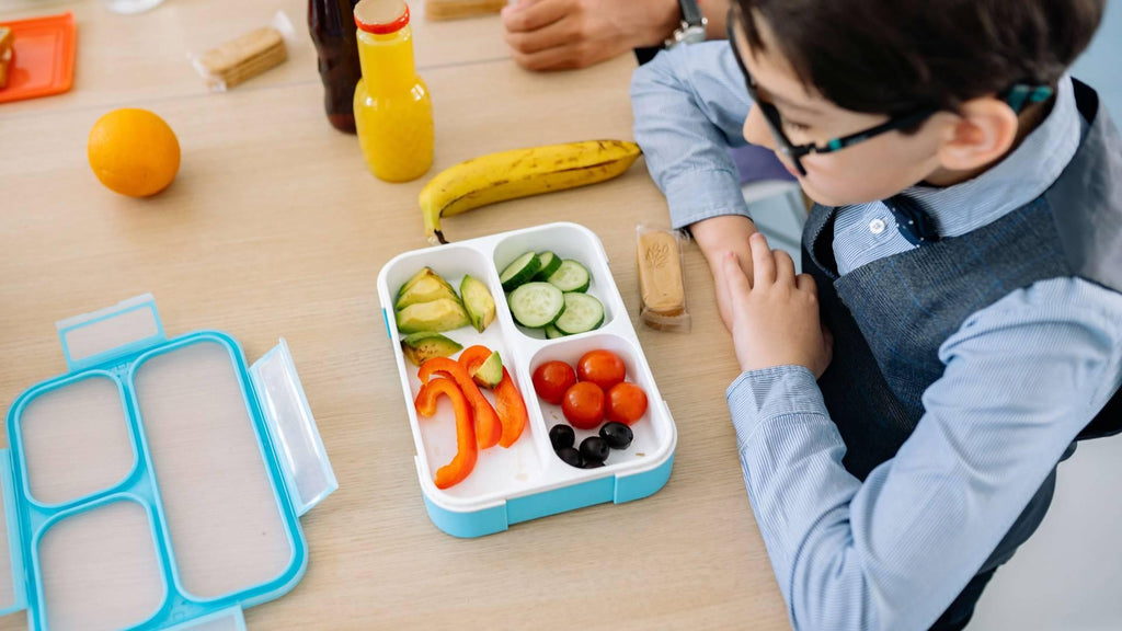 Best School Snacks for Kids - www.cagummybears.com